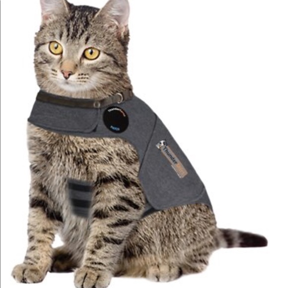 Thundershirt Other - ThunderShirt Calming Solution for Cats, 9-13 Ibs